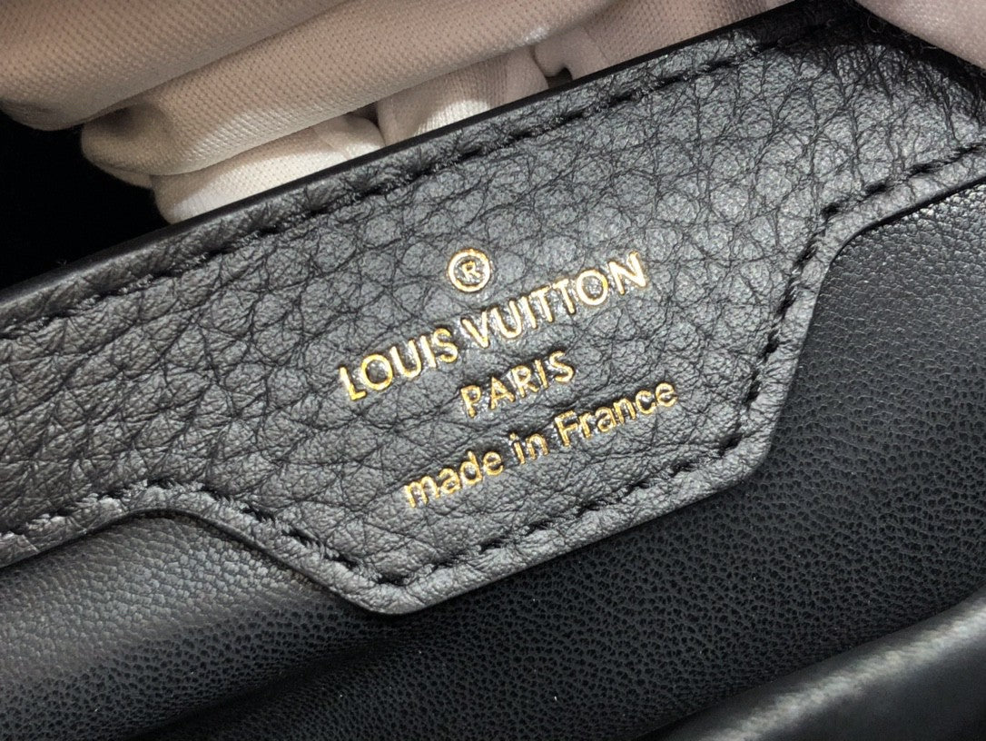 Bag Louis vuitton CAPUC