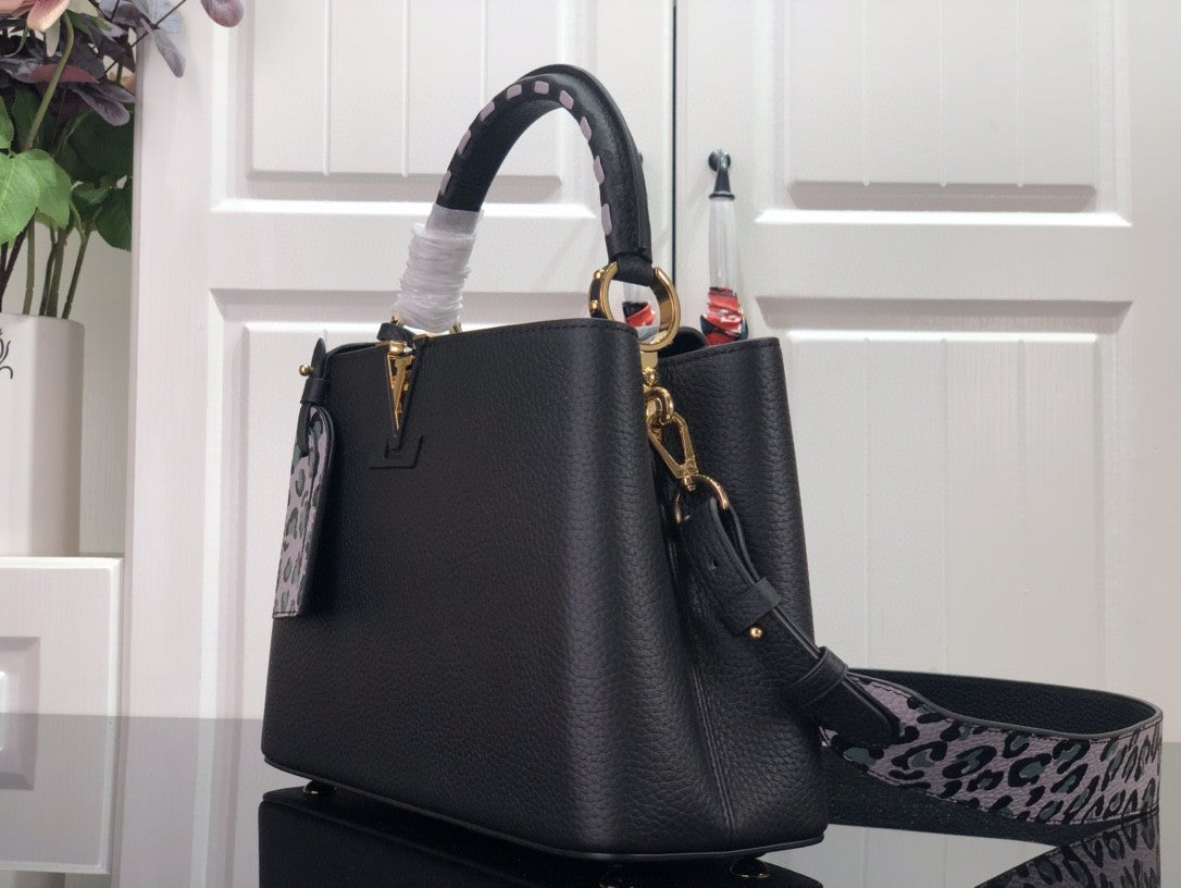 Bag Louis vuitton CAPUC
