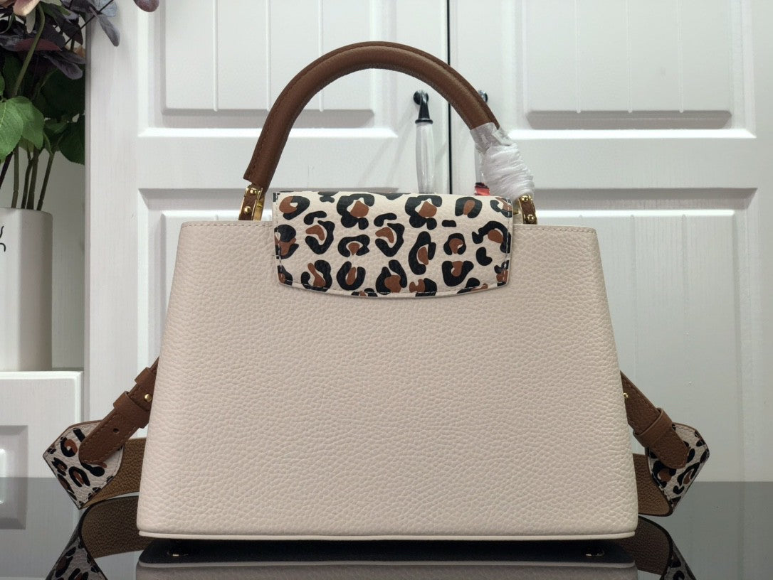 Bag Louis vuitton CAPUC