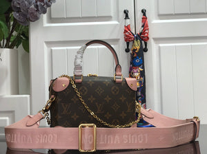 Bag Louis vuitton PETITE MALLE SOUPLE