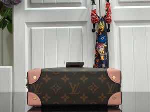 Bag Louis vuitton PETITE MALLE SOUPLE