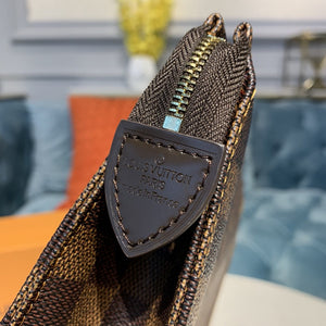 Pochette Louis Vuitton